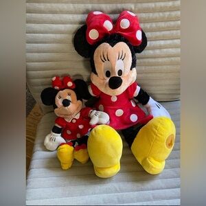 Disney Minnie Mouse Plush Duo - Red and Yellow